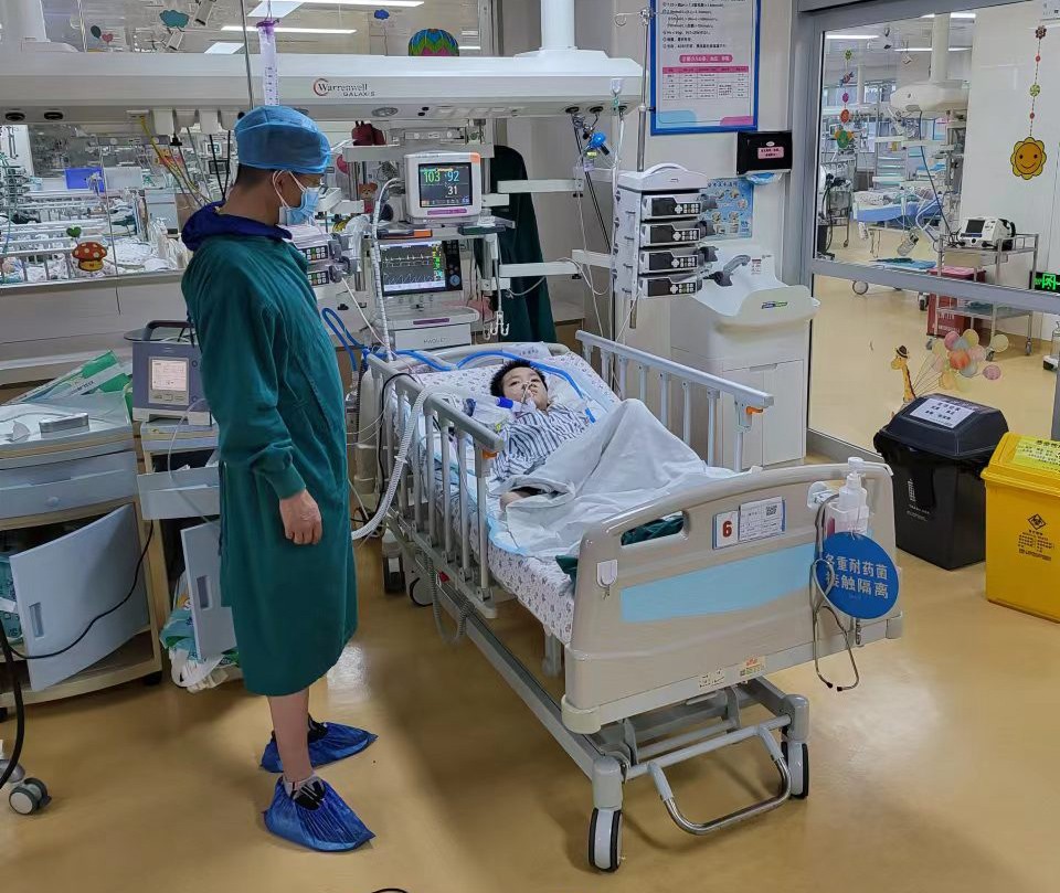 定安县跨省救护车出租公司